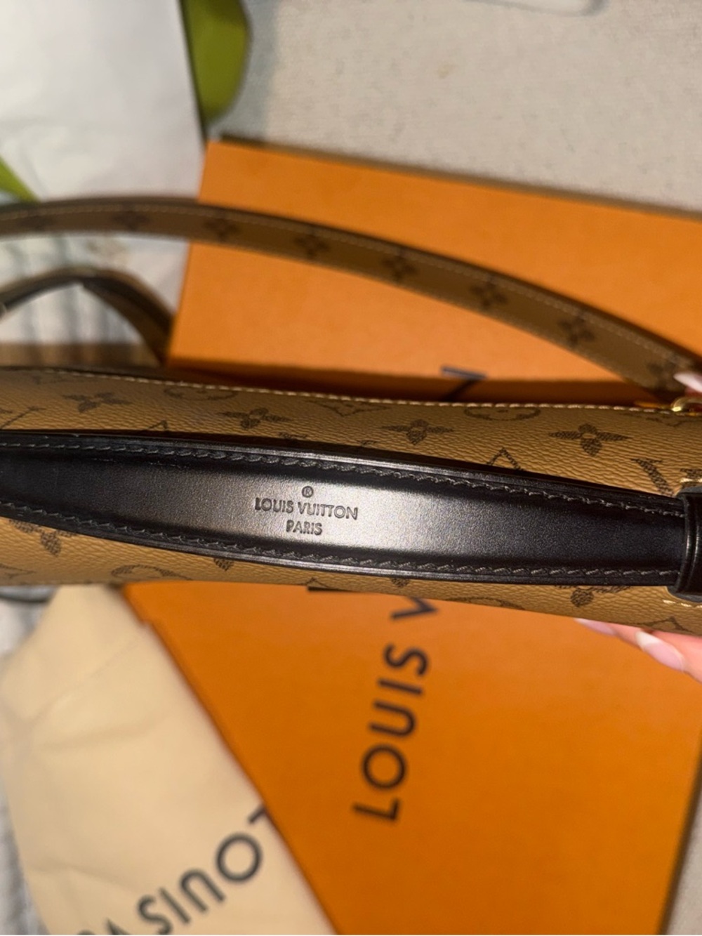 Louis Vuitton Two-Tone Monogram Pochette Métis - Brown & Tan - Picture 4 of 10
